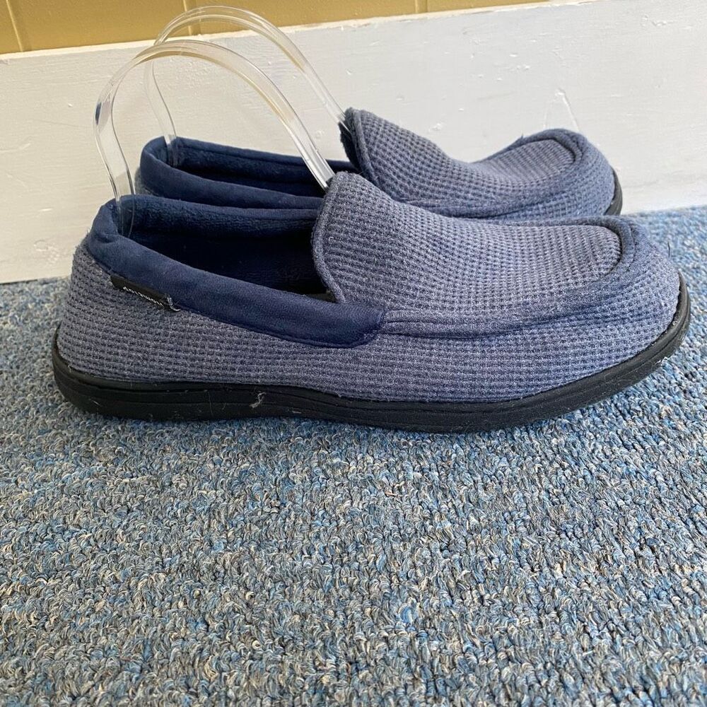 Home Top men 10.5 waffle texture slip on slippers blue